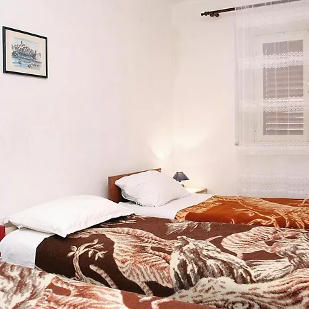 Apartment 4437a